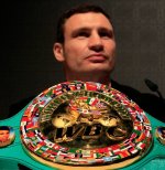фото Виталий Кличко с поясом по версии WBC